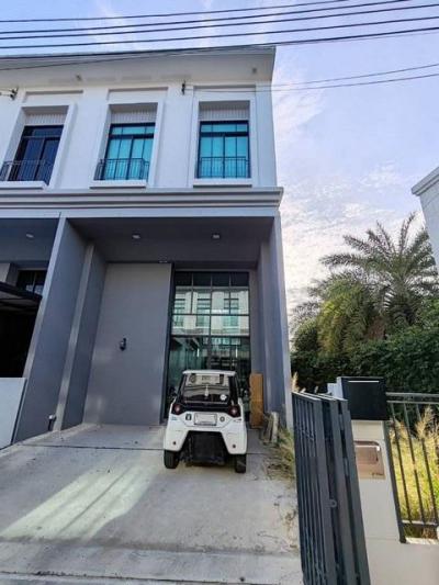 ทาวน์เฮาส์ 58000 กรุงเทพมหานคร เขตบางเขน ท่าแร้ง