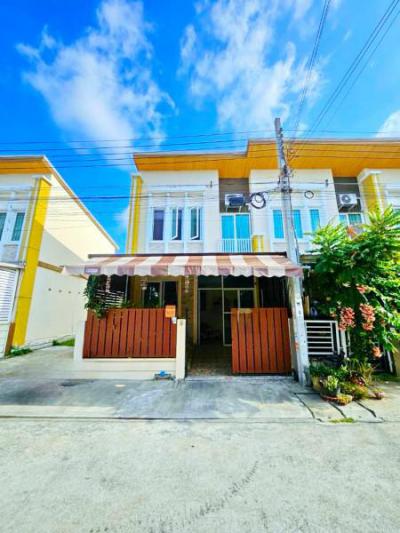 ทาวน์เฮาส์ 14998 กรุงเทพมหานคร เขตลาดกระบัง ลาดกระบัง