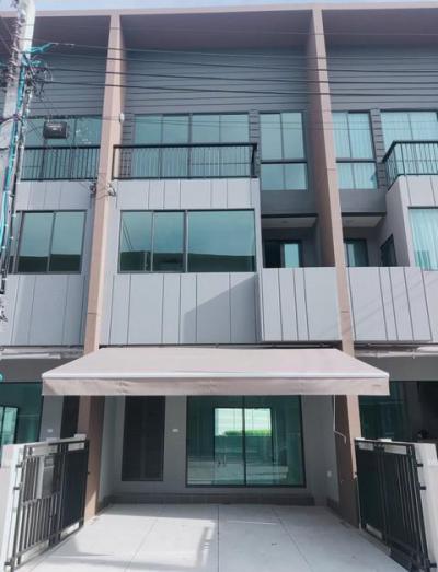 ทาวน์เฮาส์ 28000 กรุงเทพมหานคร เขตสายไหม ออเงิน