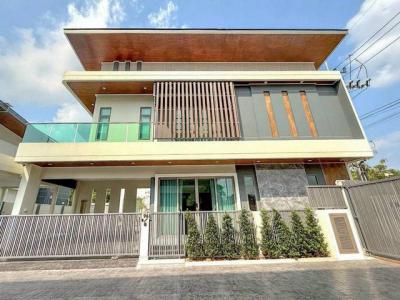 บ้านเดี่ยว 24900000 ชลบุรี บางละมุง หนองปรือ