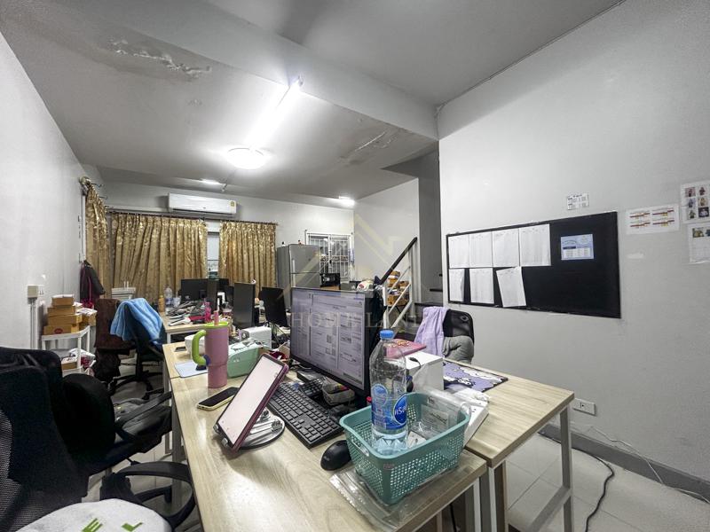 ทาวน์เฮาส์ 3800000 กรุงเทพมหานคร เขตประเวศ ประเวศ