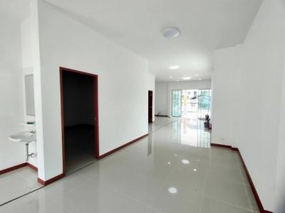 บ้านเดี่ยว 2450000 ชลบุรี พานทอง มาบโป่ง
